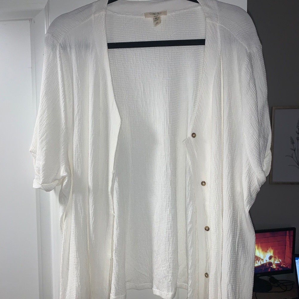2X White Cardigan